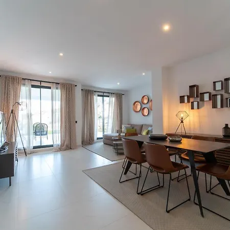 Hills エステポナ