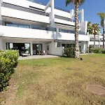 Hills Aparthotel 4*