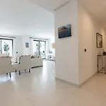 شقة فندقية Hills إِستيبونا