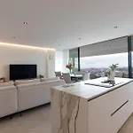 Hills شقة فندقية إِستيبونا