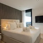 Hills Aparthotel 4*