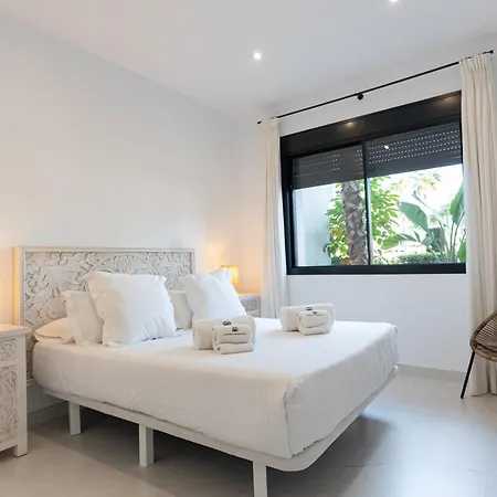 Hills Aparthotel Estepona