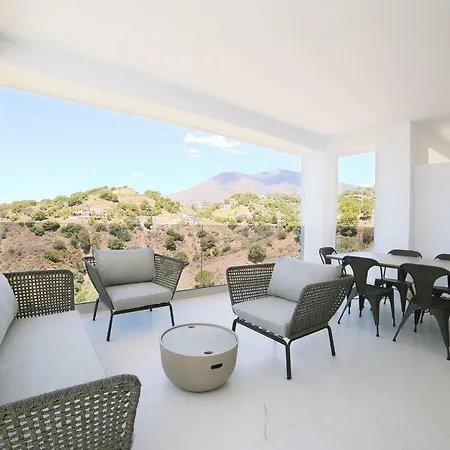 Aparthotel Hills Estepona