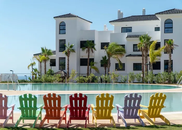 Hills 埃斯特波纳