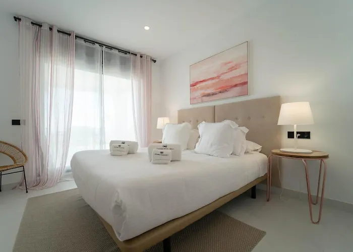 Hills Aparthotel Estepona