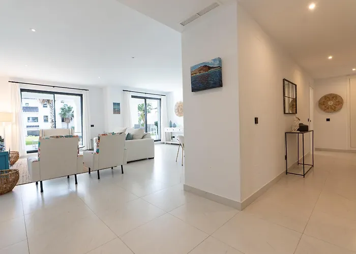 Aparthotel Hills Estepona