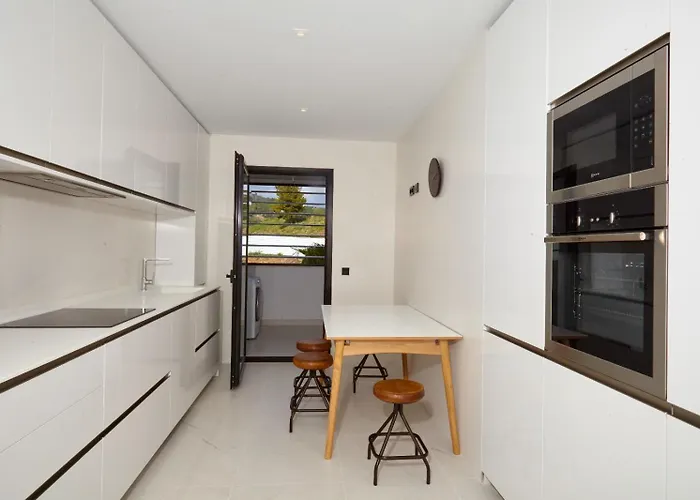 Hills 公寓式酒店 埃斯特波纳