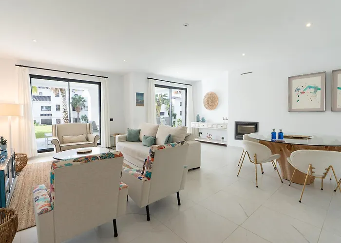 Hills 公寓式酒店 4*