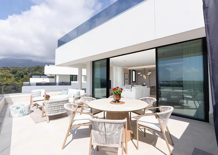 Hills 4* 埃斯特波纳