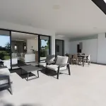 Hills 4*