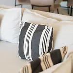 Hills 4* إِستيبونا