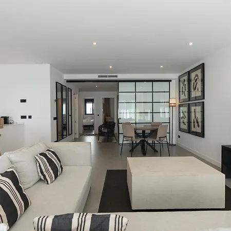Aparthotel Hills