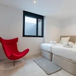 Apartmanhotel Hills 4*