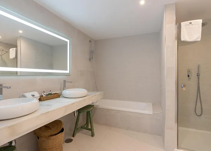 Aparthotel Hills Estepona